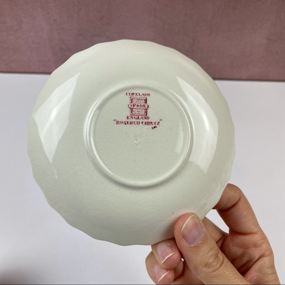 Copeland Spode Rosebud Chintz Red White Floral Teacup Saucer Set - Picture 7 of 7